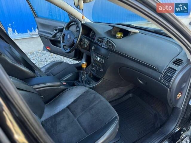 Черный Рено Лагуна, объемом двигателя 1.9 л и пробегом 220 тыс. км за 3700 $, фото 10 на Automoto.ua