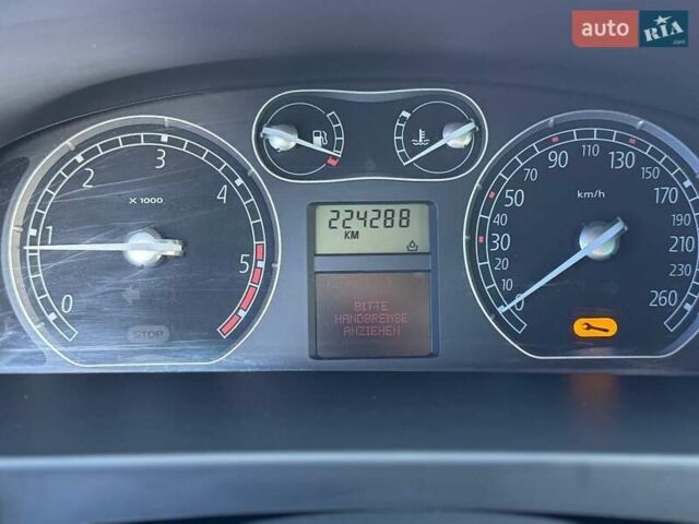Черный Рено Лагуна, объемом двигателя 1.9 л и пробегом 220 тыс. км за 3700 $, фото 14 на Automoto.ua