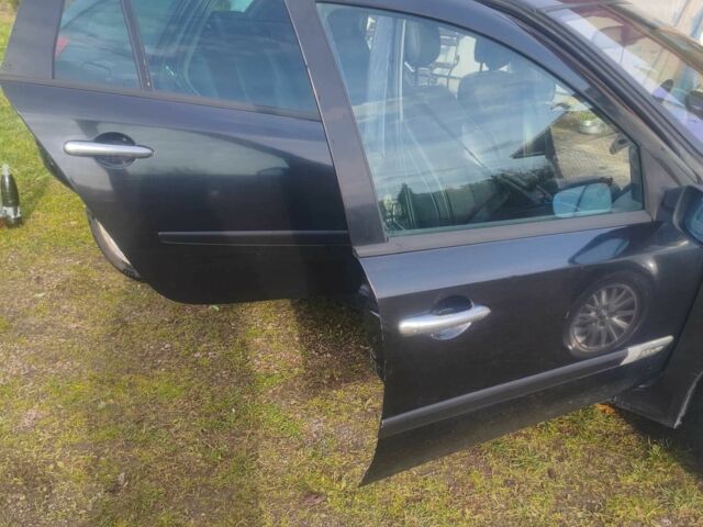 Рено Лагуна 2007 в Новорад-Волынском на Automoto.ua Черный Рено Лагуна, объемом двигателя 1.9 л и пробегом 224 тыс. км за 2800 $, фото 2 на Automoto.ua