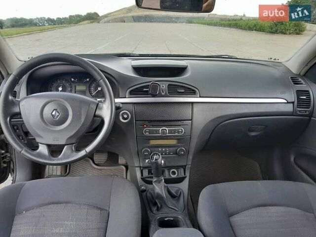 Черный Рено Лагуна, объемом двигателя 2 л и пробегом 311 тыс. км за 3800 $, фото 9 на Automoto.ua