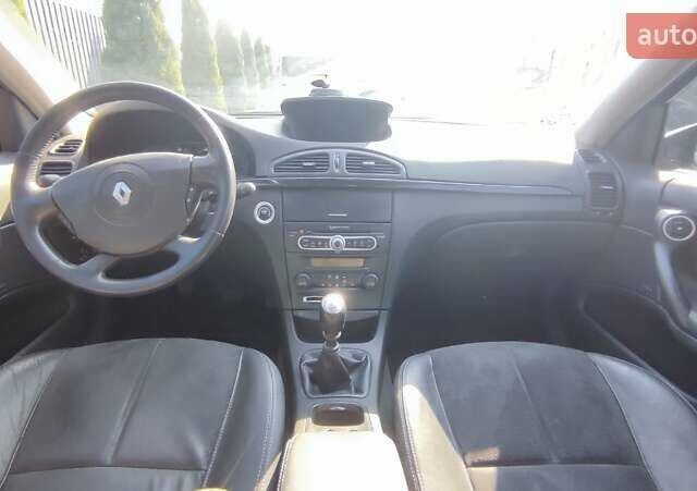 Черный Рено Лагуна, объемом двигателя 2 л и пробегом 284 тыс. км за 4500 $, фото 27 на Automoto.ua