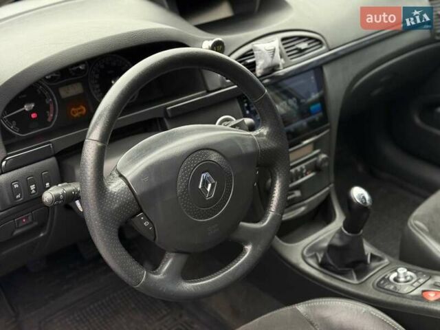 Черный Рено Лагуна, объемом двигателя 2 л и пробегом 168 тыс. км за 5799 $, фото 7 на Automoto.ua