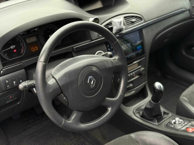 Черный Рено Лагуна, объемом двигателя 2 л и пробегом 168 тыс. км за 5799 $, фото 7 на Automoto.ua