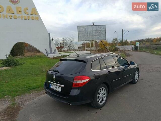 Черный Рено Лагуна, объемом двигателя 2 л и пробегом 262 тыс. км за 5500 $, фото 3 на Automoto.ua