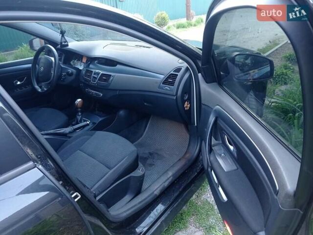 Черный Рено Лагуна, объемом двигателя 1.5 л и пробегом 250 тыс. км за 5550 $, фото 2 на Automoto.ua