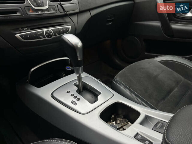 Чорний Рено Лагуна, об'ємом двигуна 2 л та пробігом 378 тис. км за 6500 $, фото 21 на Automoto.ua