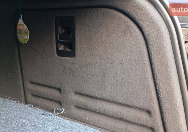 Черный Рено Лагуна, объемом двигателя 1.5 л и пробегом 281 тыс. км за 6200 $, фото 14 на Automoto.ua