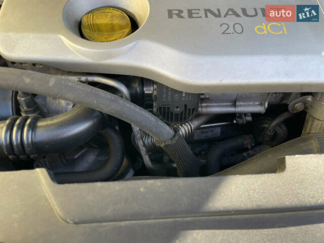 Черный Рено Лагуна, объемом двигателя 2 л и пробегом 276 тыс. км за 7700 $, фото 29 на Automoto.ua