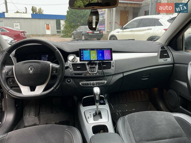 Чорний Рено Лагуна, об'ємом двигуна 2 л та пробігом 378 тис. км за 6500 $, фото 28 на Automoto.ua