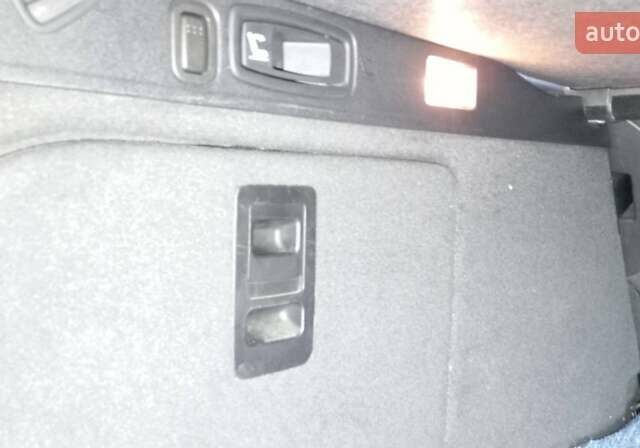 Черный Рено Лагуна, объемом двигателя 1.5 л и пробегом 281 тыс. км за 6200 $, фото 13 на Automoto.ua