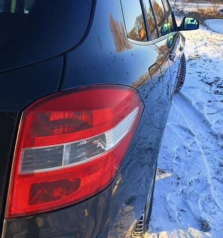 Черный Рено Лагуна, объемом двигателя 1.5 л и пробегом 282 тыс. км за 5600 $, фото 20 на Automoto.ua