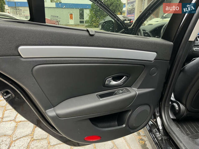 Чорний Рено Лагуна, об'ємом двигуна 2 л та пробігом 378 тис. км за 6500 $, фото 24 на Automoto.ua