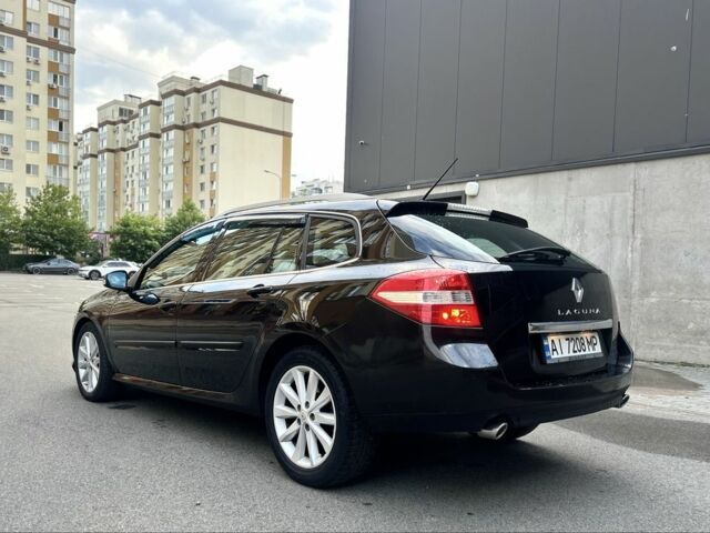 Черный Рено Лагуна, объемом двигателя 2 л и пробегом 352 тыс. км за 5900 $, фото 2 на Automoto.ua