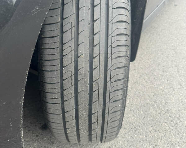 Черный Рено Лагуна, объемом двигателя 2 л и пробегом 235 тыс. км за 8000 $, фото 11 на Automoto.ua