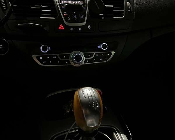 Черный Рено Лагуна, объемом двигателя 2 л и пробегом 205 тыс. км за 6963 $, фото 14 на Automoto.ua