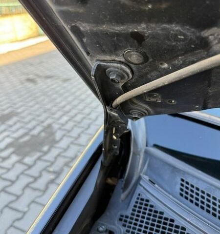 Черный Рено Лагуна, объемом двигателя 1.46 л и пробегом 234 тыс. км за 6250 $, фото 113 на Automoto.ua