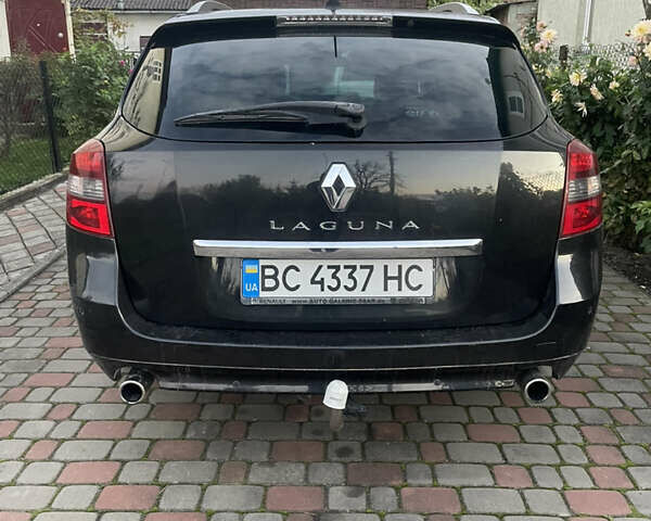 Рено Лагуна 2010 в Стрые на Automoto.ua Черный Рено Лагуна, объемом двигателя 2 л и пробегом 300 тыс. км за 6900 $, фото 1 на Automoto.ua