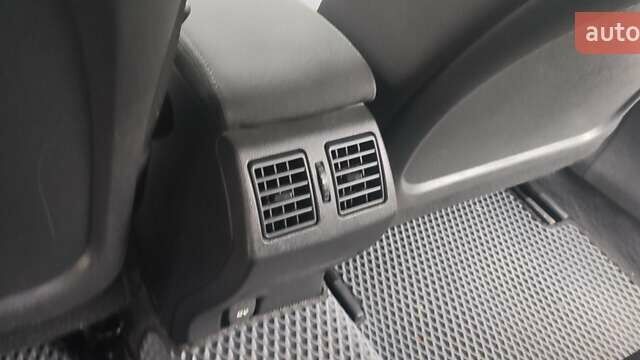 Рено Лагуна 2010 в Хмельницком на Automoto.ua Черный Рено Лагуна, объемом двигателя 1.5 л и пробегом 252 тыс. км за 7199 $, фото 19 на Automoto.ua