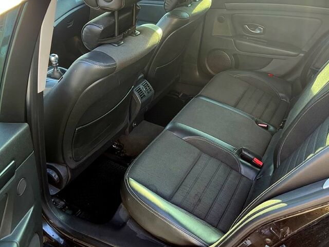 Черный Рено Лагуна, объемом двигателя 1.5 л и пробегом 306 тыс. км за 6800 $, фото 9 на Automoto.ua