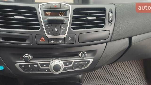 Рено Лагуна 2010 в Хмельницком на Automoto.ua Черный Рено Лагуна, объемом двигателя 1.5 л и пробегом 252 тыс. км за 7199 $, фото 32 на Automoto.ua