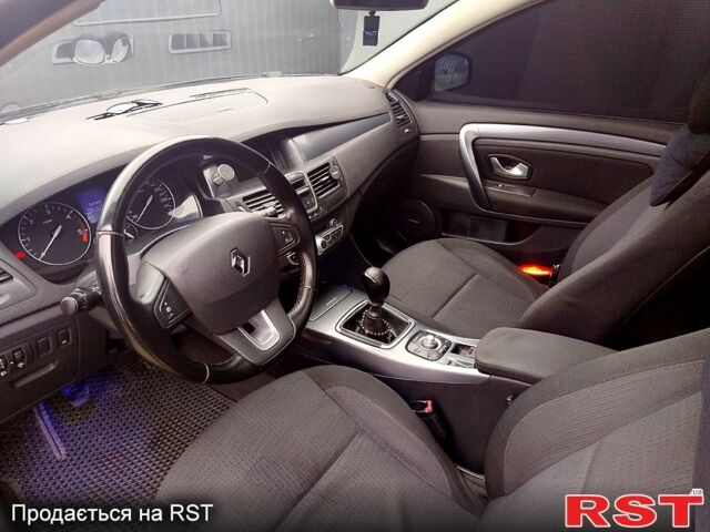 Черный Рено Лагуна, объемом двигателя 1.5 л и пробегом 250 тыс. км за 6100 $, фото 7 на Automoto.ua