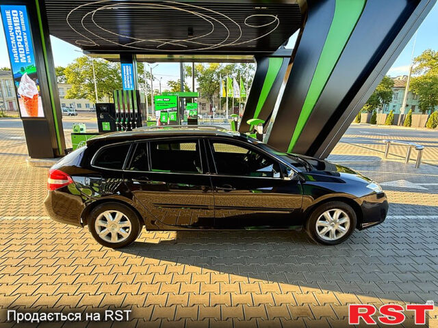 Черный Рено Лагуна, объемом двигателя 1.5 л и пробегом 290 тыс. км за 6650 $, фото 5 на Automoto.ua