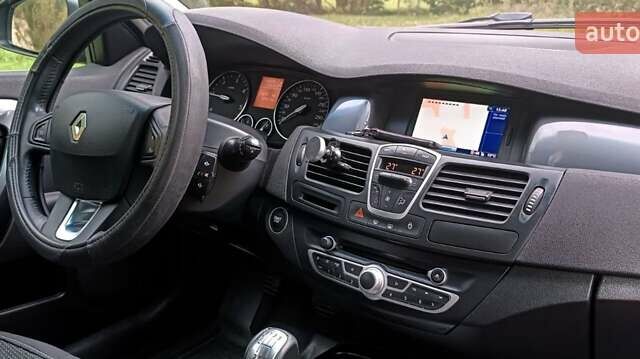 Рено Лагуна 2010 в Лановцах на Automoto.ua Черный Рено Лагуна, объемом двигателя 1.5 л и пробегом 246 тыс. км за 6500 $, фото 14 на Automoto.ua