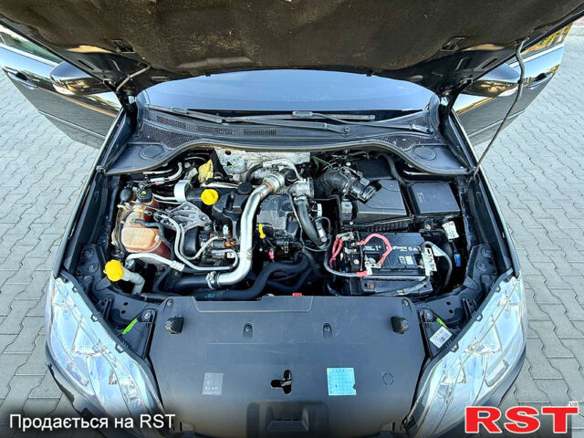 Черный Рено Лагуна, объемом двигателя 1.5 л и пробегом 290 тыс. км за 6650 $, фото 9 на Automoto.ua