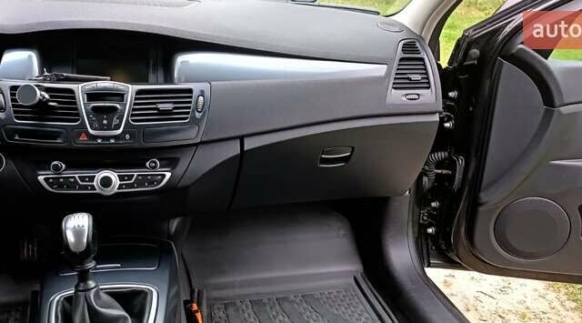 Рено Лагуна 2010 в Лановцах на Automoto.ua Черный Рено Лагуна, объемом двигателя 1.5 л и пробегом 246 тыс. км за 6500 $, фото 11 на Automoto.ua