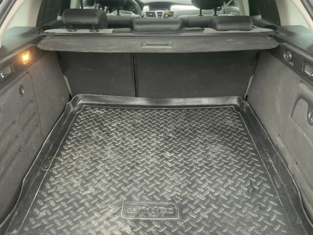 Рено Лагуна 2010 в Стрые на Automoto.ua Черный Рено Лагуна, объемом двигателя 2 л и пробегом 300 тыс. км за 6900 $, фото 5 на Automoto.ua