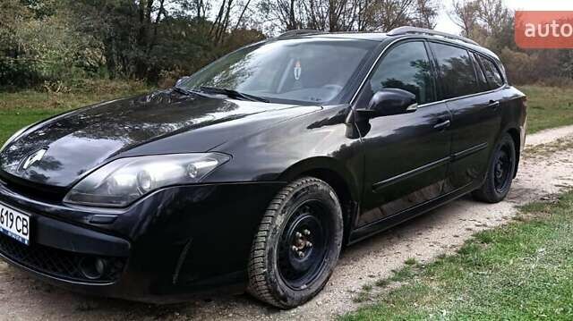 Рено Лагуна 2010 в Лановцах на Automoto.ua Черный Рено Лагуна, объемом двигателя 1.5 л и пробегом 246 тыс. км за 6500 $, фото 2 на Automoto.ua