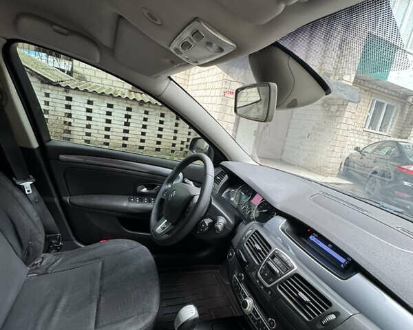 Чорний Рено Лагуна, об'ємом двигуна 1.5 л та пробігом 326 тис. км за 6400 $, фото 7 на Automoto.ua