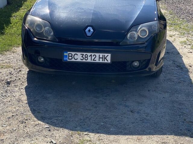 Черный Рено Лагуна, объемом двигателя 1.5 л и пробегом 305 тыс. км за 6500 $, фото 1 на Automoto.ua