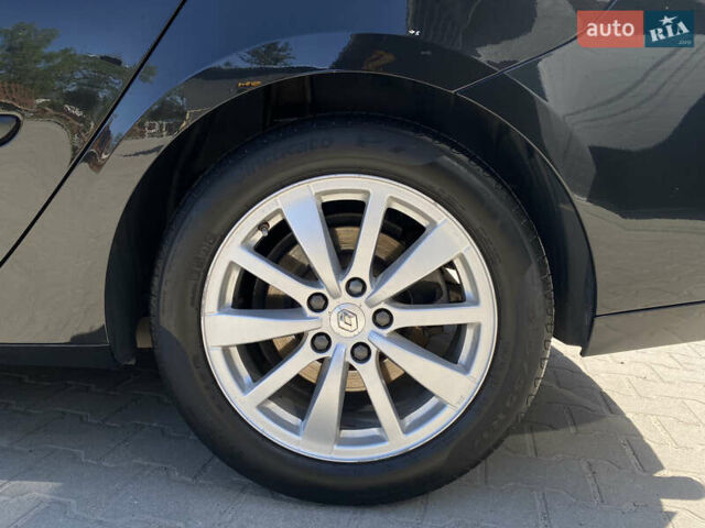 Черный Рено Лагуна, объемом двигателя 2 л и пробегом 290 тыс. км за 8500 $, фото 10 на Automoto.ua