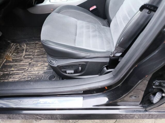 Черный Рено Лагуна, объемом двигателя 2 л и пробегом 242 тыс. км за 9500 $, фото 4 на Automoto.ua