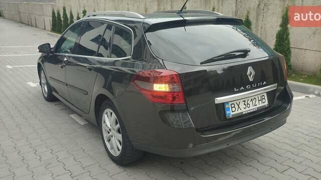 Рено Лагуна 2010 в Хмельницком на Automoto.ua Черный Рено Лагуна, объемом двигателя 1.5 л и пробегом 252 тыс. км за 7199 $, фото 4 на Automoto.ua