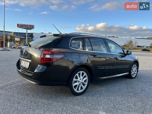 Черный Рено Лагуна, объемом двигателя 1.5 л и пробегом 115 тыс. км за 7600 $, фото 3 на Automoto.ua