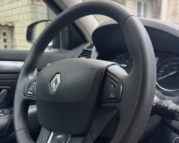 Чорний Рено Лагуна, об'ємом двигуна 1.5 л та пробігом 326 тис. км за 6400 $, фото 5 на Automoto.ua