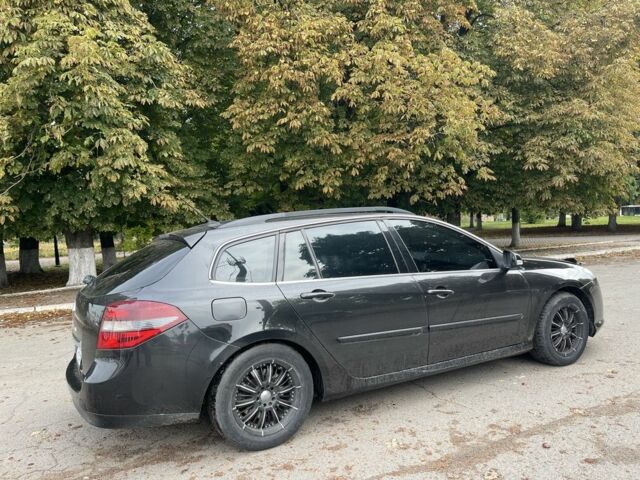 Черный Рено Лагуна, объемом двигателя 1.5 л и пробегом 210 тыс. км за 6750 $, фото 6 на Automoto.ua