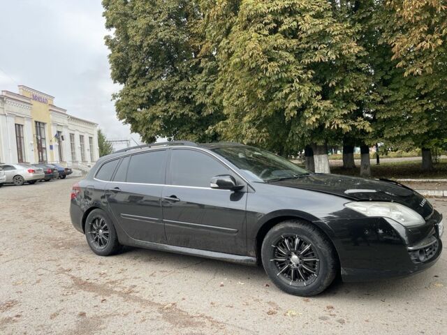 Черный Рено Лагуна, объемом двигателя 1.5 л и пробегом 210 тыс. км за 6750 $, фото 4 на Automoto.ua