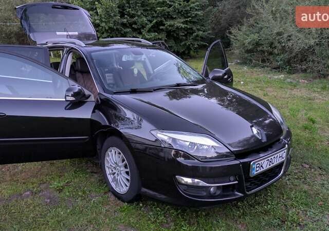 Рено Лагуна 2011 в Остоге на Automoto.ua Черный Рено Лагуна, объемом двигателя 1.5 л и пробегом 222 тыс. км за 6500 $, фото 2 на Automoto.ua