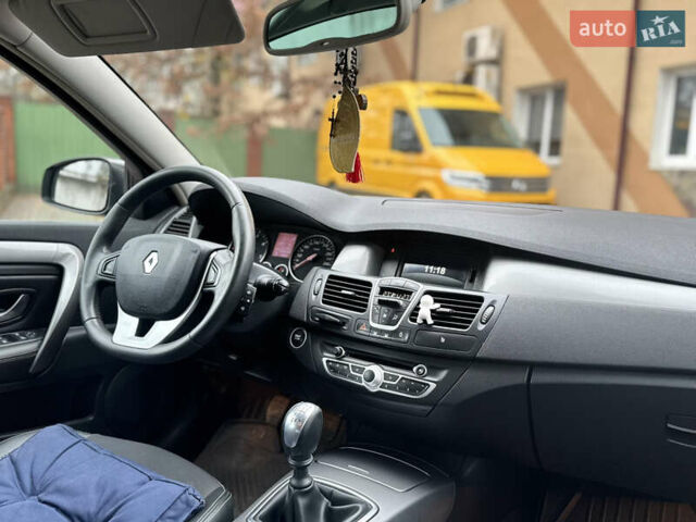 Черный Рено Лагуна, объемом двигателя 1.5 л и пробегом 227 тыс. км за 6800 $, фото 23 на Automoto.ua
