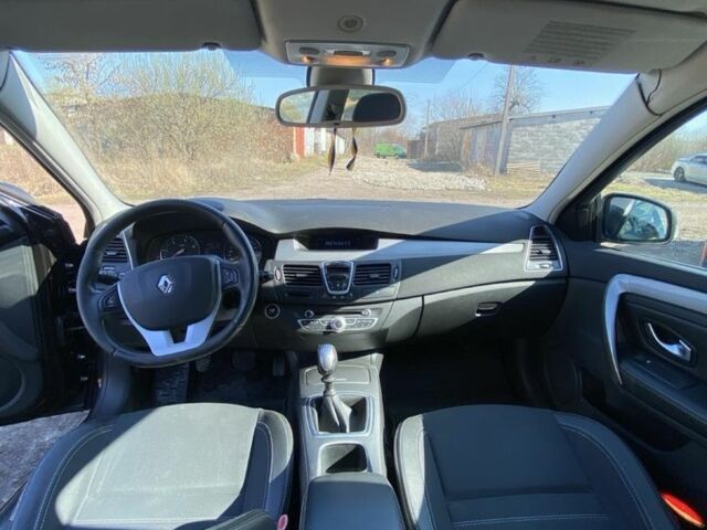 Черный Рено Лагуна, объемом двигателя 1.5 л и пробегом 309 тыс. км за 6300 $, фото 9 на Automoto.ua