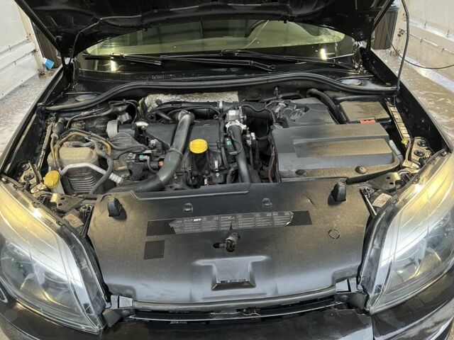 Черный Рено Лагуна, объемом двигателя 1.5 л и пробегом 241 тыс. км за 4400 $, фото 6 на Automoto.ua