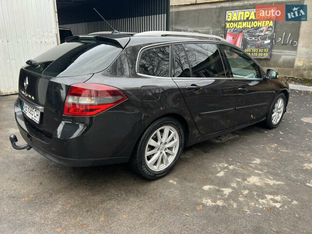 Черный Рено Лагуна, объемом двигателя 1.46 л и пробегом 203 тыс. км за 5900 $, фото 5 на Automoto.ua