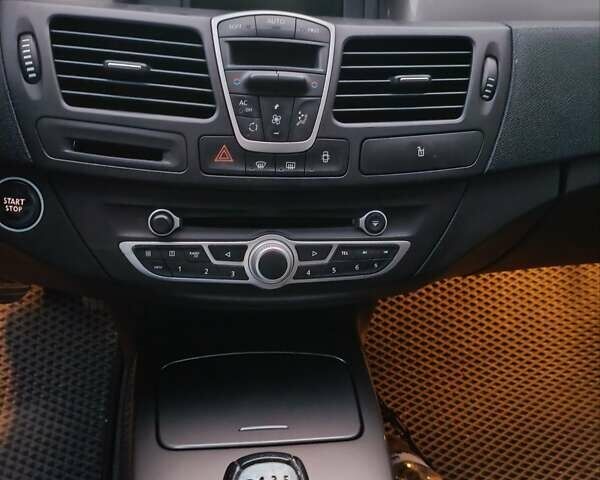 Чорний Рено Лагуна, об'ємом двигуна 1.5 л та пробігом 219 тис. км за 7200 $, фото 3 на Automoto.ua