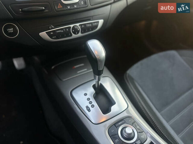 Черный Рено Лагуна, объемом двигателя 2 л и пробегом 190 тыс. км за 9000 $, фото 32 на Automoto.ua