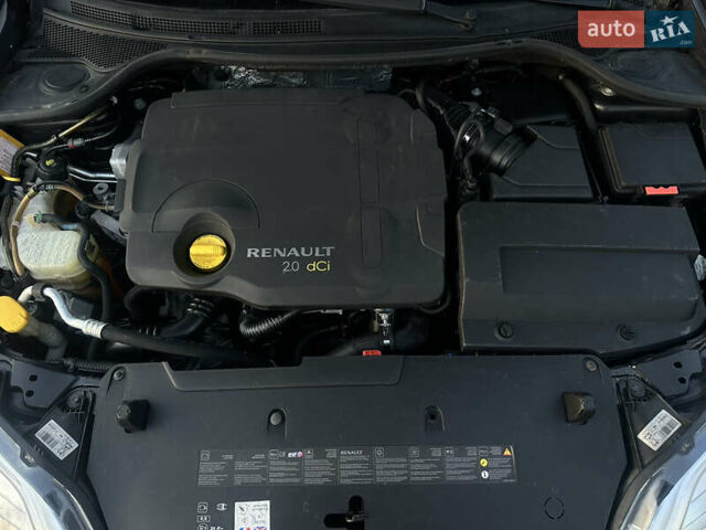 Черный Рено Лагуна, объемом двигателя 2 л и пробегом 190 тыс. км за 9000 $, фото 57 на Automoto.ua