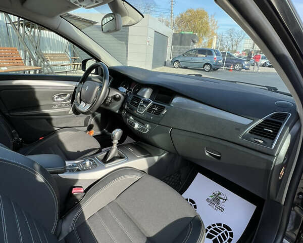 Чорний Рено Лагуна, об'ємом двигуна 1.5 л та пробігом 241 тис. км за 9600 $, фото 18 на Automoto.ua