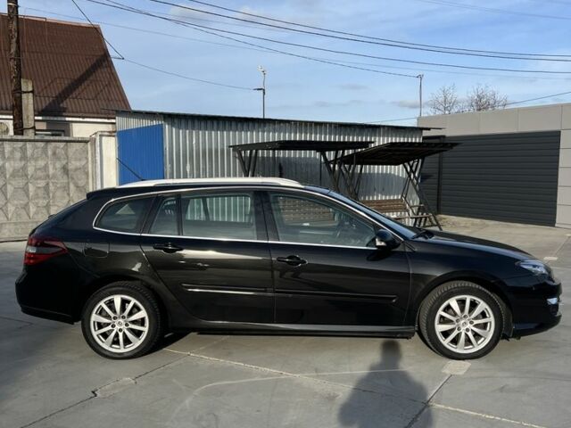 Черный Рено Лагуна, объемом двигателя 1.5 л и пробегом 241 тыс. км за 9600 $, фото 6 на Automoto.ua